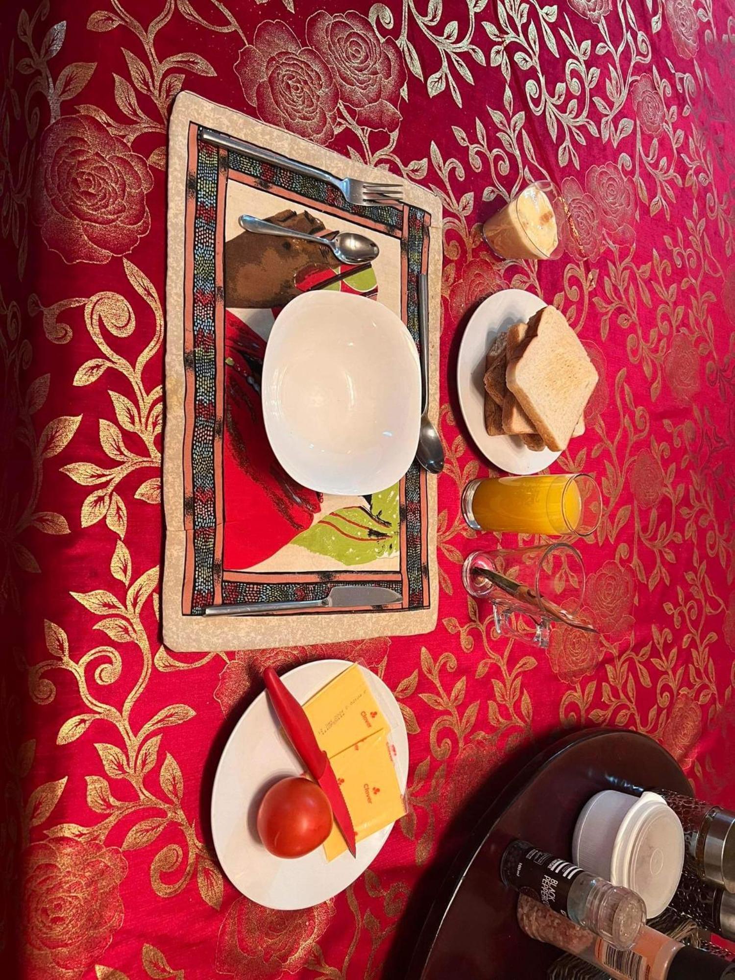 2 Op Terblanche Guesthouse Боксбург Экстерьер фото