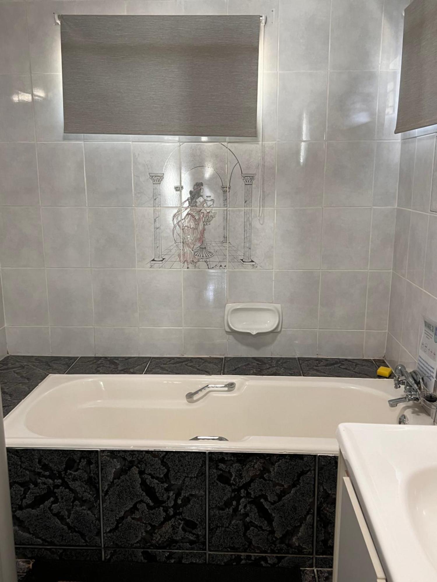 2 Op Terblanche Guesthouse Боксбург Экстерьер фото