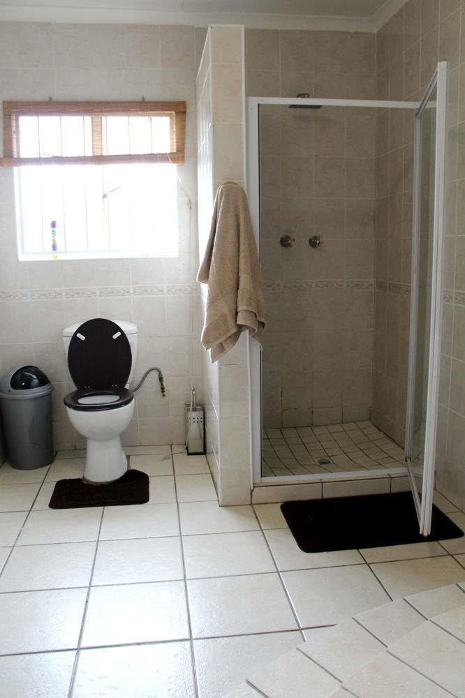 2 Op Terblanche Guesthouse Боксбург Экстерьер фото